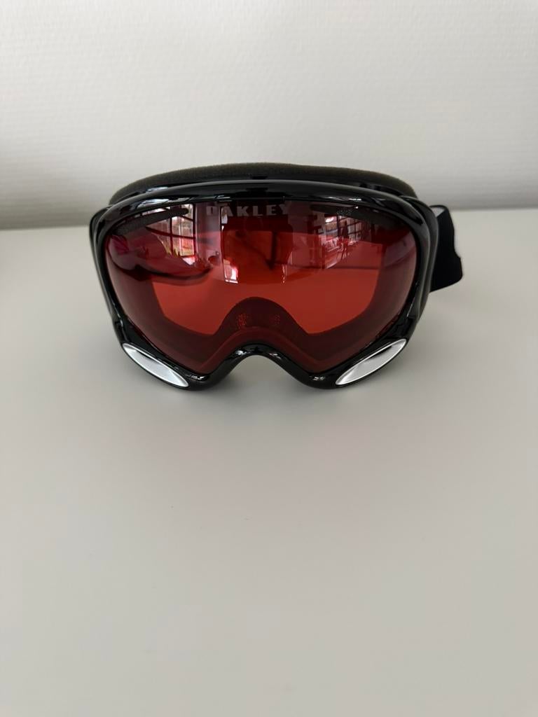 Oakley skibril vrouwen, Sport en Fitness, Skiën en Langlaufen, Gebruikt, Carve, Kleding, Ski