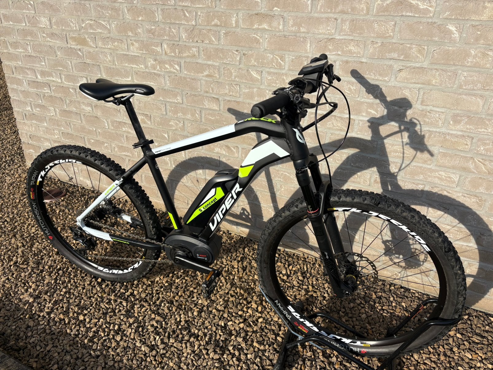VTT Electrique VIPER E-Bike E Rock CX48 avec seulement 950km, VTT semi-rigide, Enlèvement, Frein à disque, Hommes