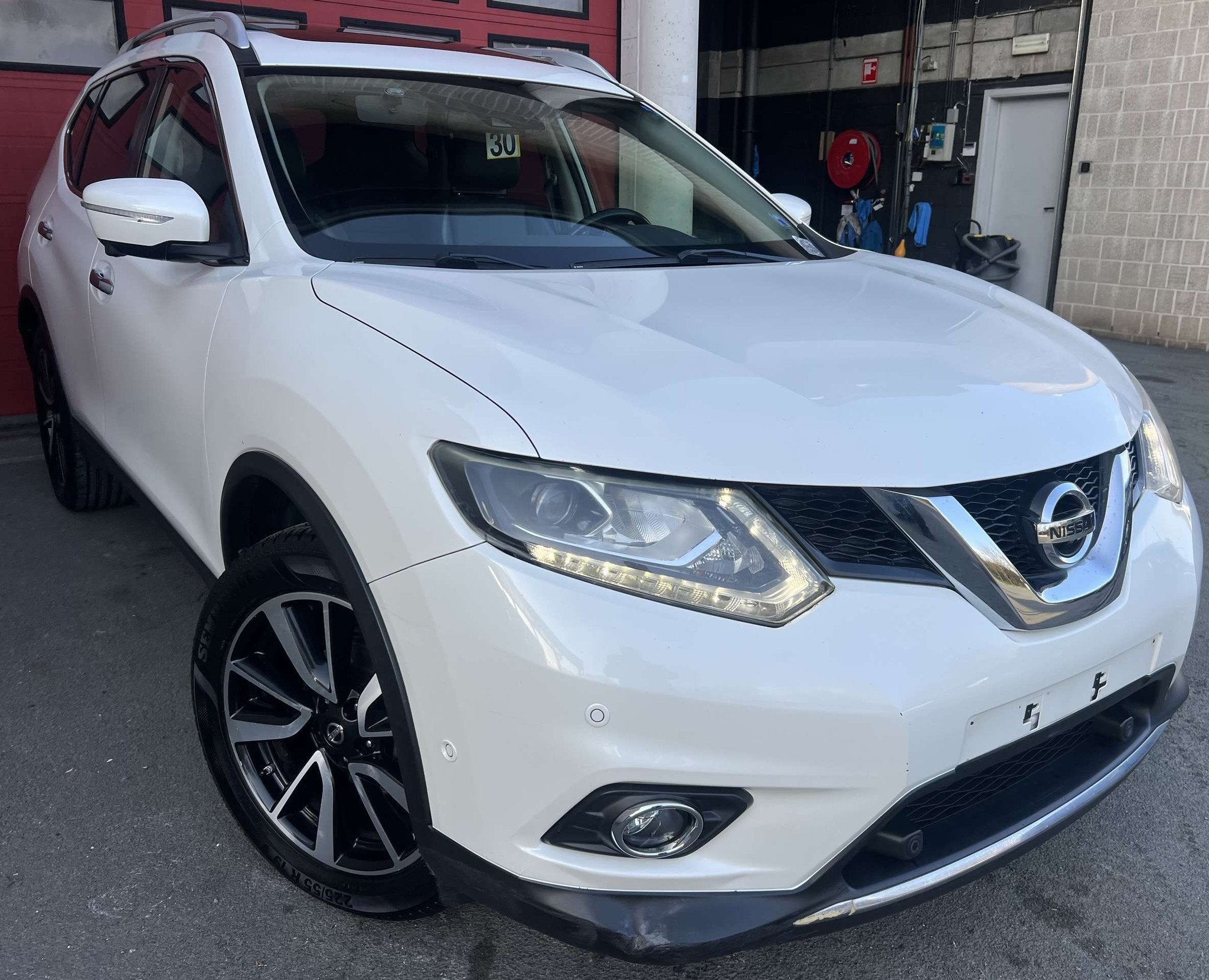 Nissan X-Trail 1.6 dCi 4WD Connect Edition +CAMÉRA +NAVI +C, Gebruikt, 4 cilinders, Wit, Leder