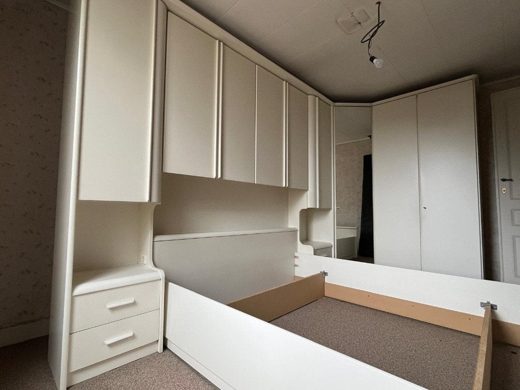 Complete slaapkamer, kasten met bed, Huis en Inrichting, Slaapkamer | Complete slaapkamers, Ophalen, Zo goed als nieuw, Tweepersoons