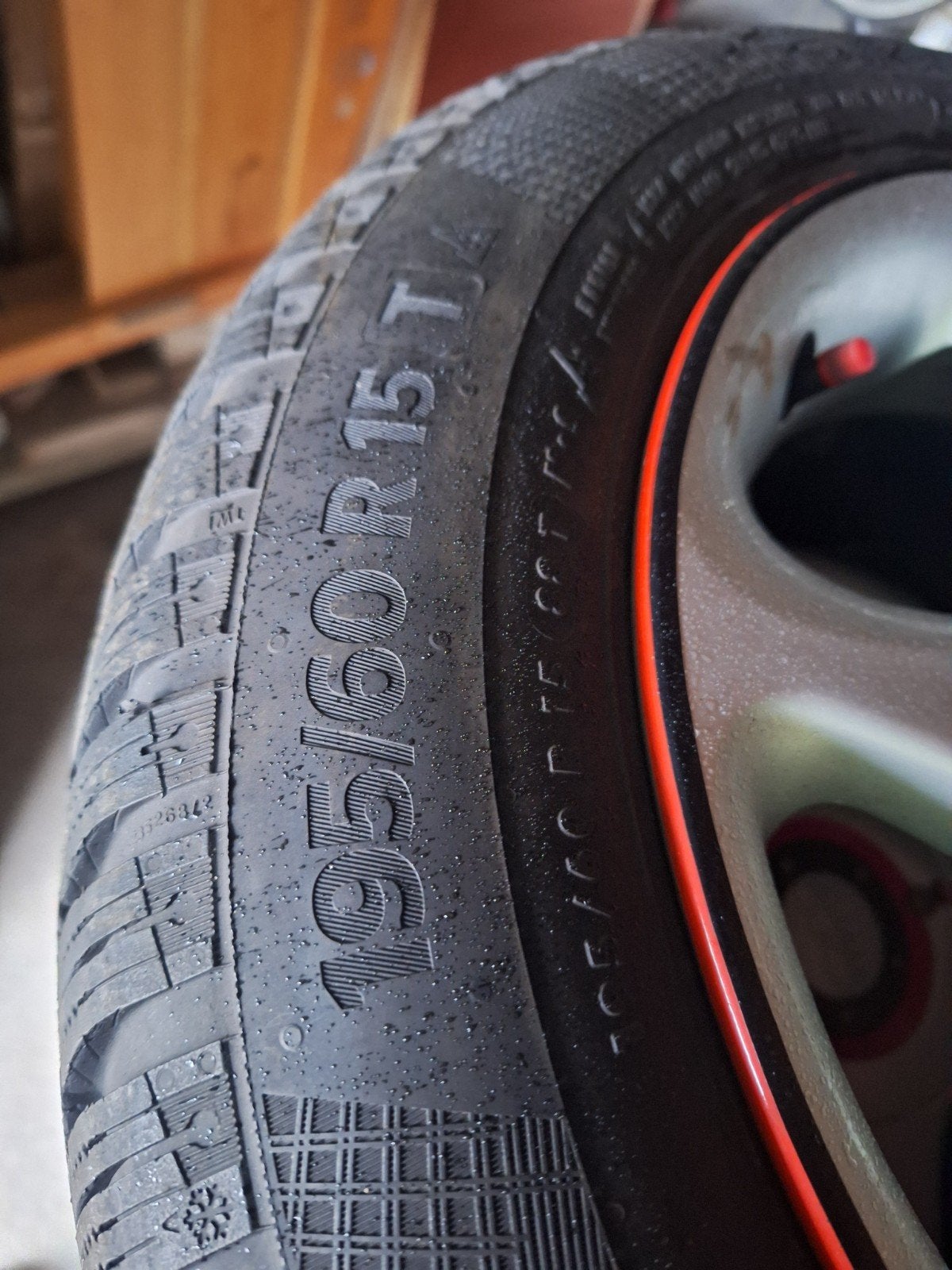 Jantes OZ 4x100 avec Pneus hiver 195/60 R15 T, Autos : Pièces & Accessoires, 15 pouces, Pneus hiver, Pneu(s), Enlèvement
