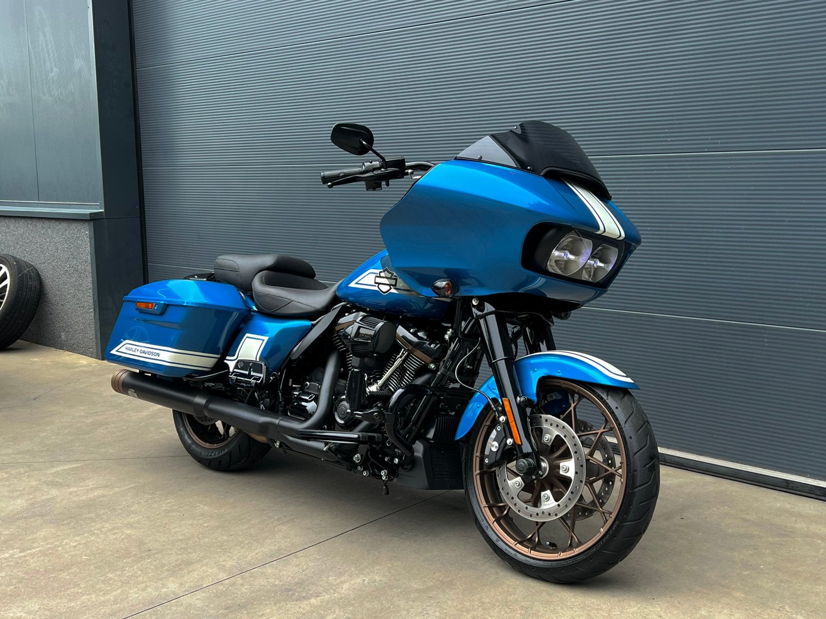Harley Davidson Road Glide Fast Johnnie 2023 117, Permis Moto A, Plus de 35 kW, 1923 cm³, Chopper