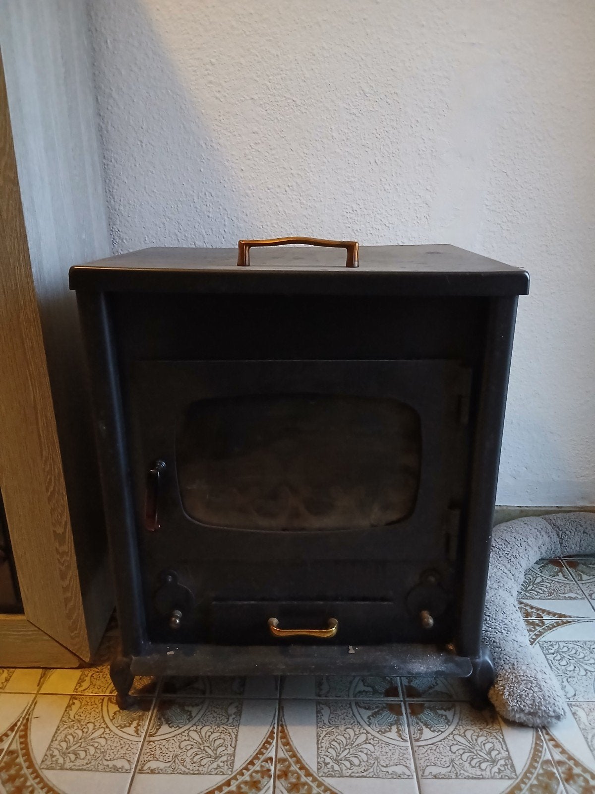 poêle au bois a vendre 200euro, Maison & Meubles, Poêles, Utilisé, Bois, Autoportant, Poêle à bois