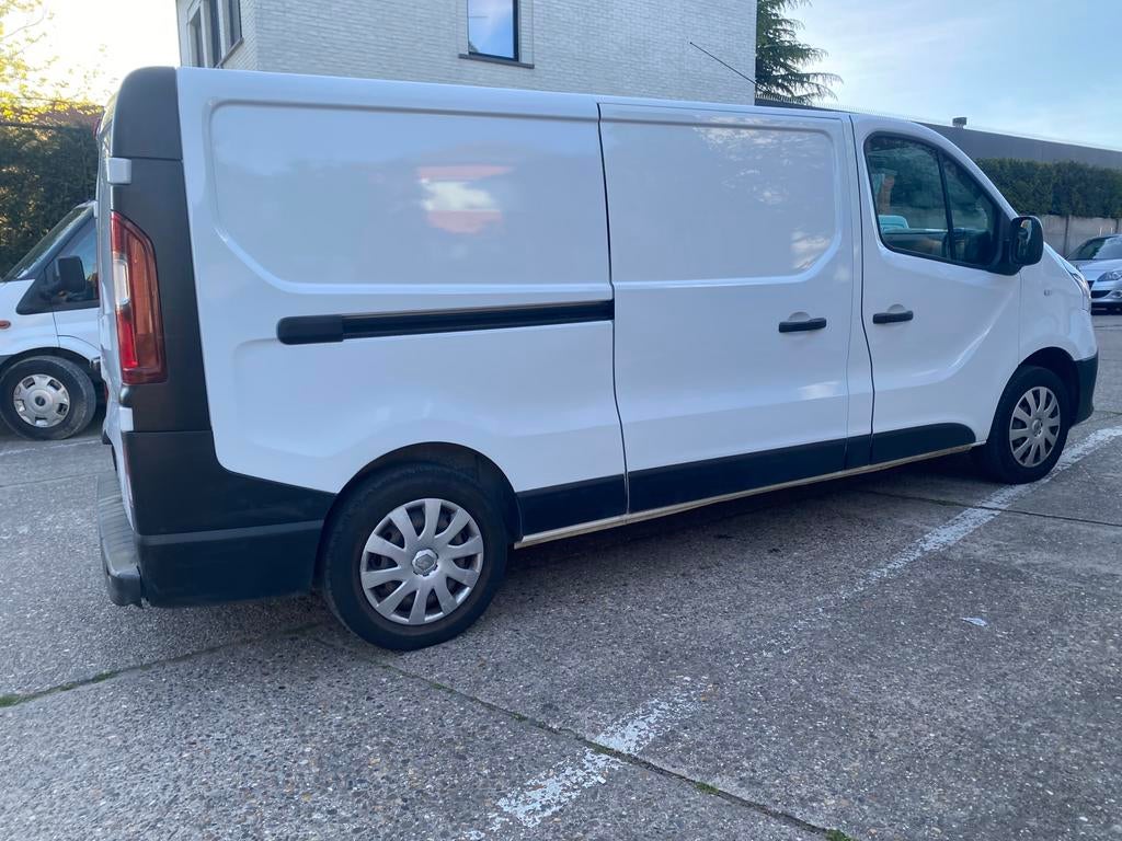 Renault trafic L2 euro6d, Auto's, Voorwielaandrijving, Parkeersensor, Stof, Wit