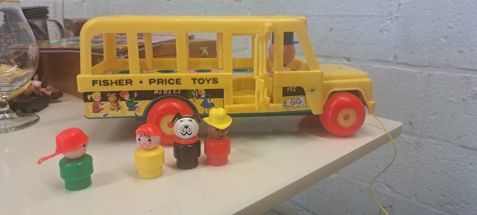 de iconische vintage Fisher-Price Play Family School Bus, Ophalen of Verzenden, Duw- of Trekspeelgoed, Met geluid