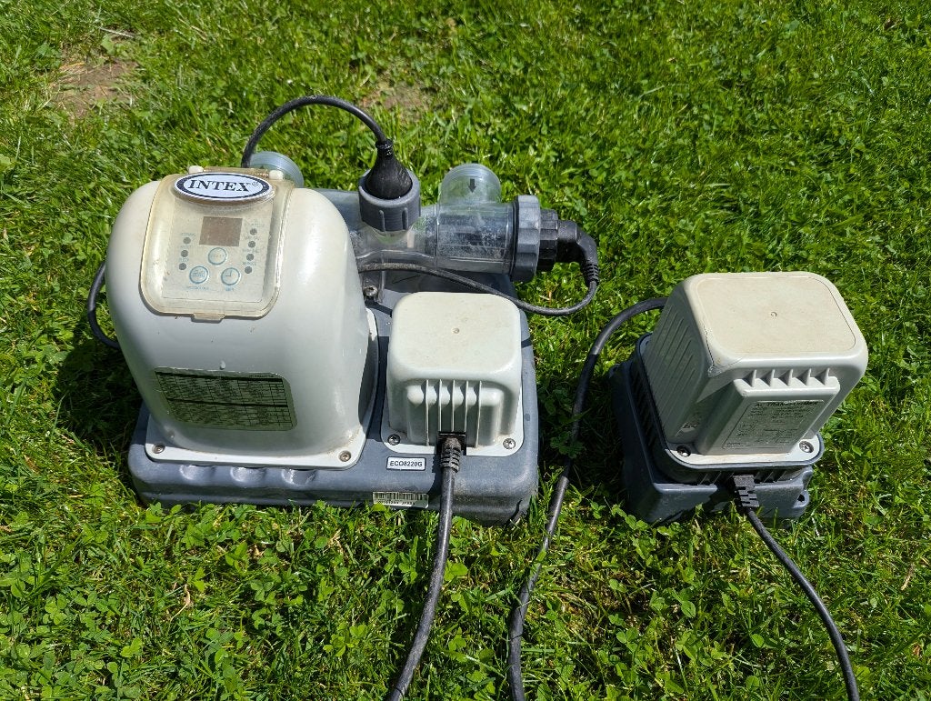 Intex zwembadset: zoutwatersysteem, zandfilter, pomp, solar, Ophalen, Gebruikt, Overige typen