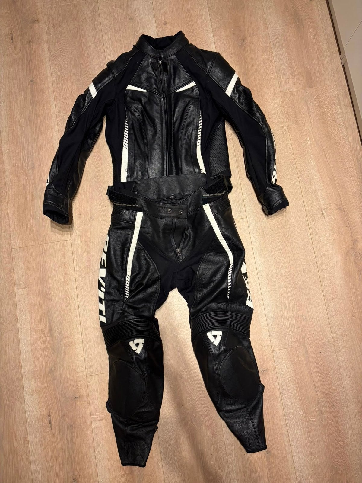 Motopak, Ophalen