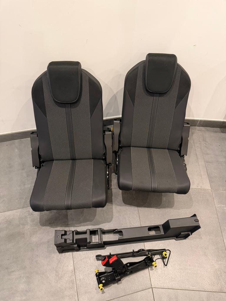 2 sièges additionnels 6 et 7eme places! Peugeot 5008, Enlèvement, Peugeot