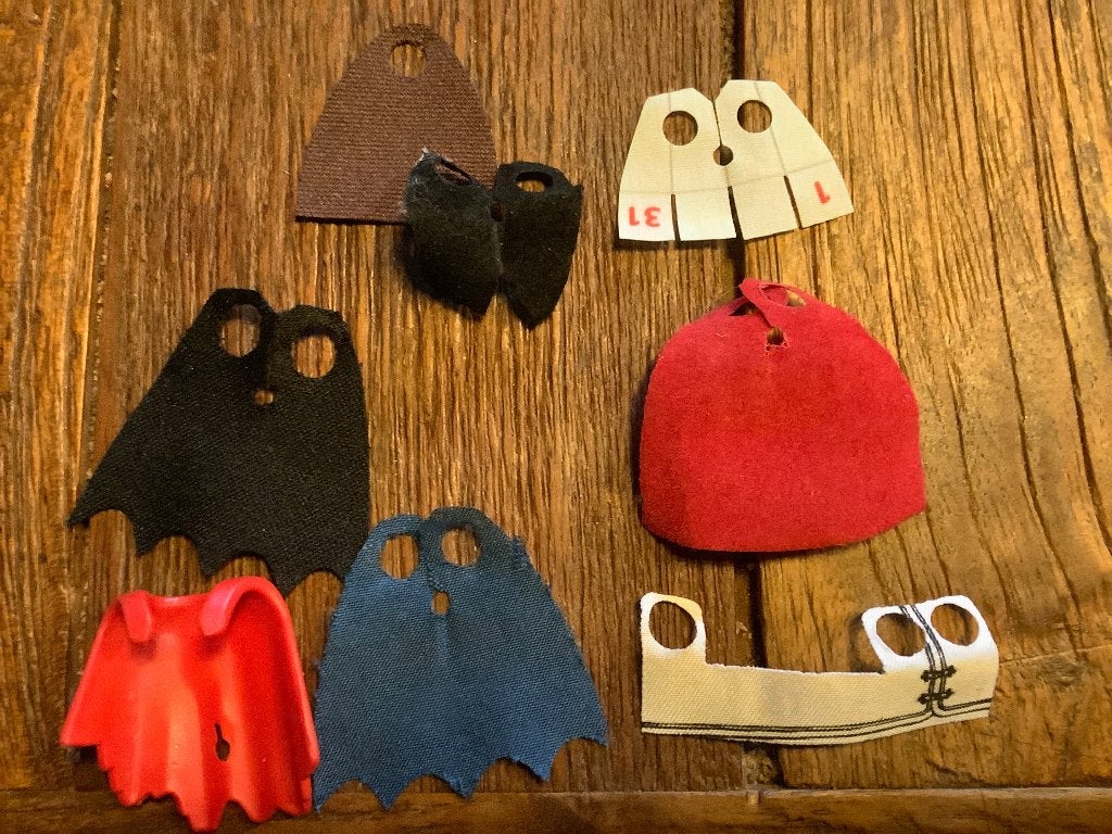 Lego capes 8 stuks / 132-A2, Ophalen of Verzenden, Gebruikt, Losse stenen, Lego