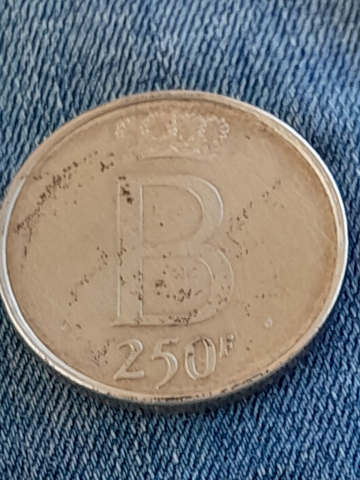 zilveren munt, Enlèvement