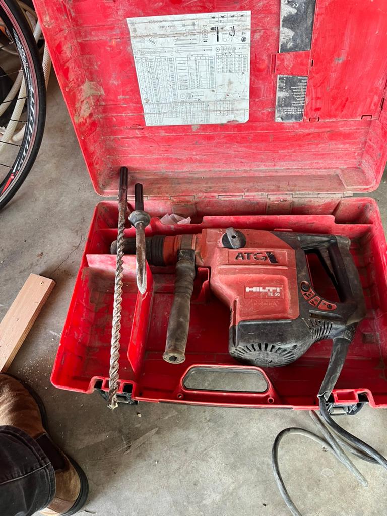 Hilti TE56 boor en breekhamer, Doe-het-zelf en Bouw, Gereedschap | Boormachines, Ophalen, Zo goed als nieuw