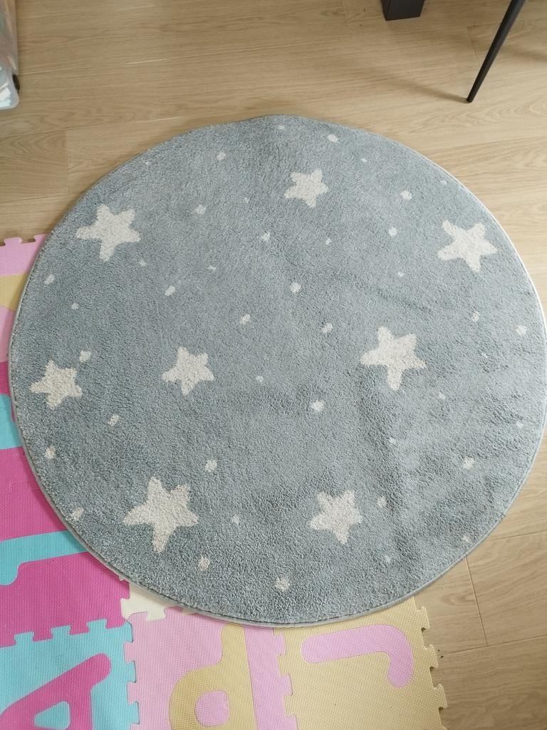 Ronde blauw grijze sterren mat 120cm voor kinderkamer, Huis en Inrichting, Stoffering | Tapijten en Vloerkleden, Ophalen, Blauw