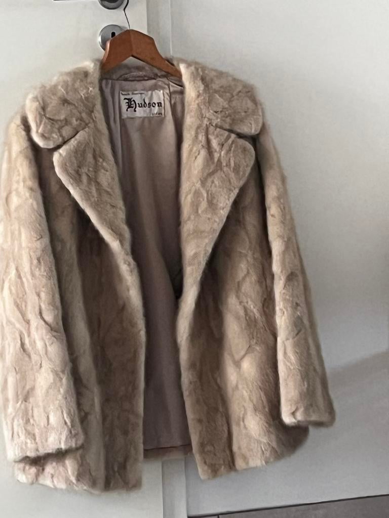 Veste fourrure Maidon Hudson Liege taille 38, Kleding | Dames, Jassen | Winter, Gedragen, Maat 38/40 (M), Beige, Ophalen of Verzenden