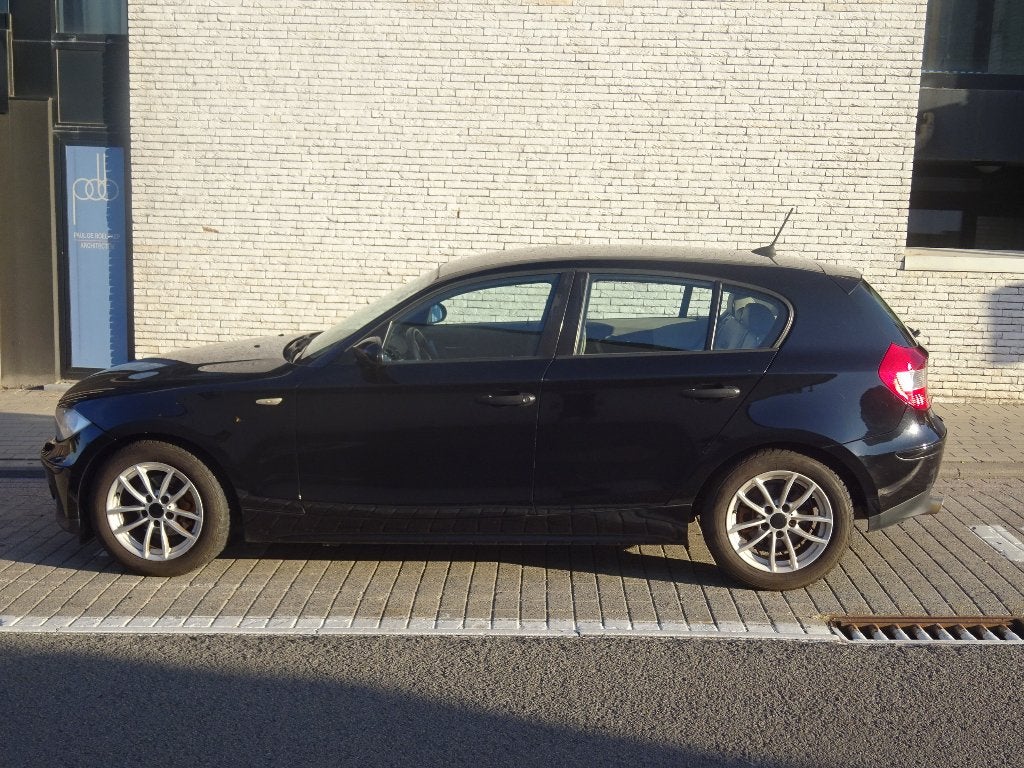 BMW - serie1-  118i., Cuir, Achat, Beige, 5 portes