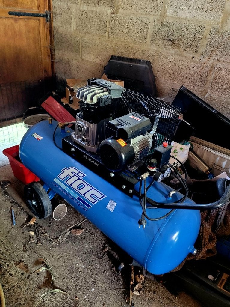 Compresseur 260L/min Fiac bon état à vendre 150L 10barres, Enlèvement, Utilisé, 200 à 400 litres/min, 10 bars ou plus