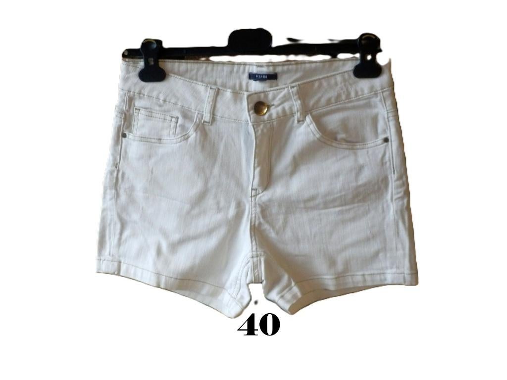 (36)- short jeans femme t.40 creme - kiabi -, Kleding | Dames, Broeken en Pantalons, Maat 38/40 (M), Kort, Wit, Ophalen of Verzenden