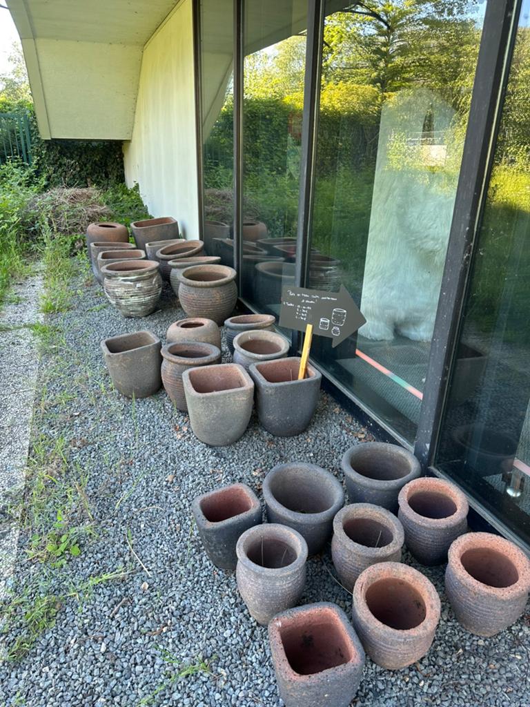 COLLECTION DE POTS EN TERRE CUITE / ASPECT PIERRE VOLCANIQUE, Enlèvement, Comme neuf, Pierre, Intérieur