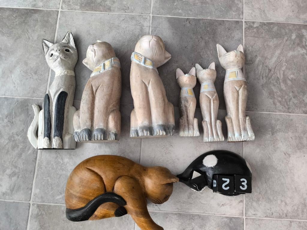 Chat en bois, Enlèvement, Bois