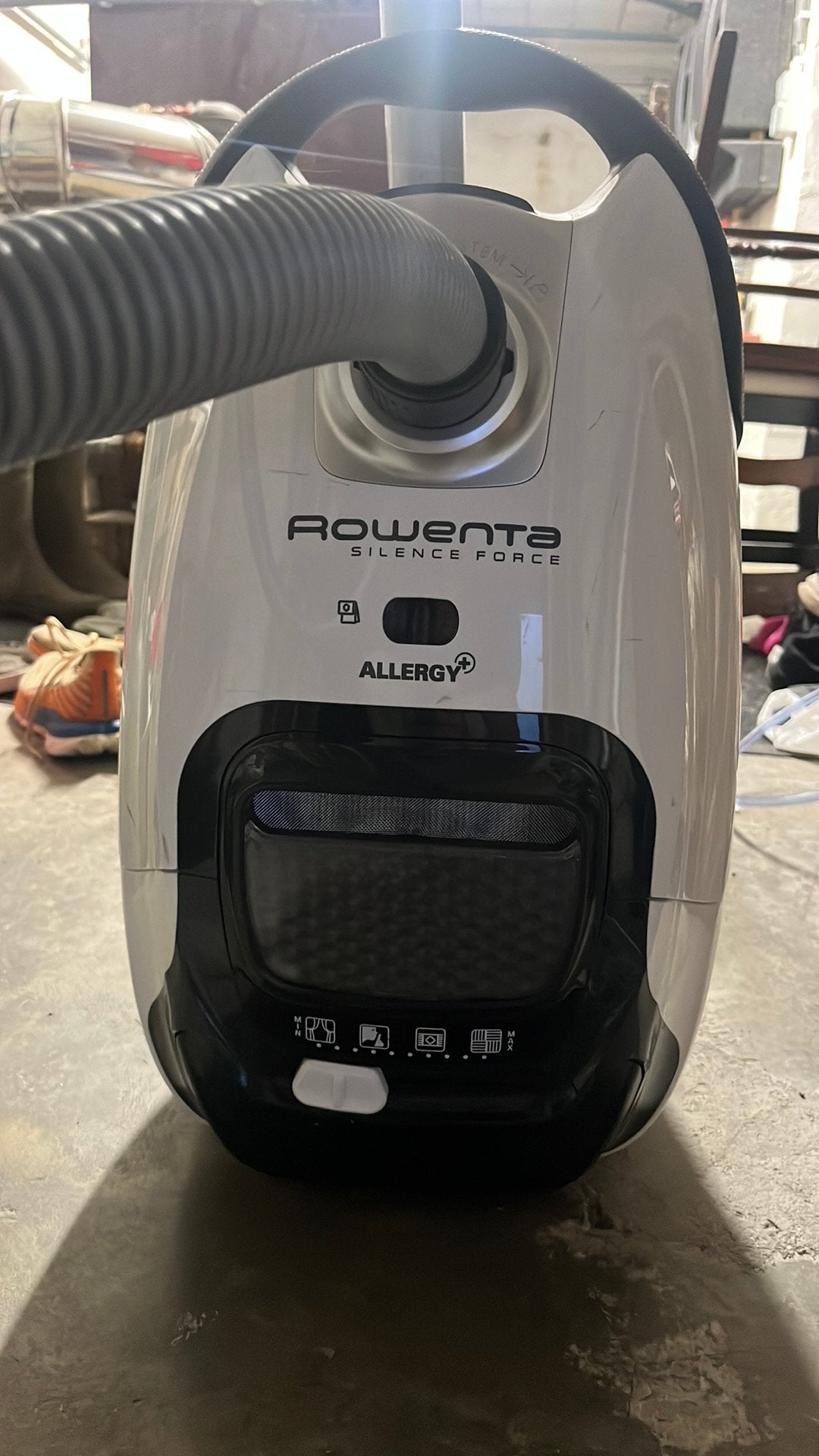Rowenta Silence Force Allergy, Electroménager, Enlèvement, Utilisé, Aspirateur balai, Rowenta