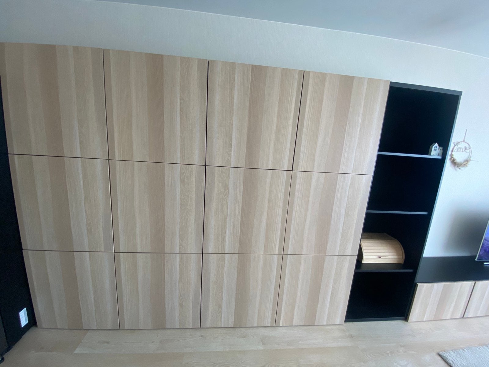 Armoire murale en parfait état. Beaucoup d'espace, Maison & Meubles, Armoires | Buffets, Enlèvement, Comme neuf