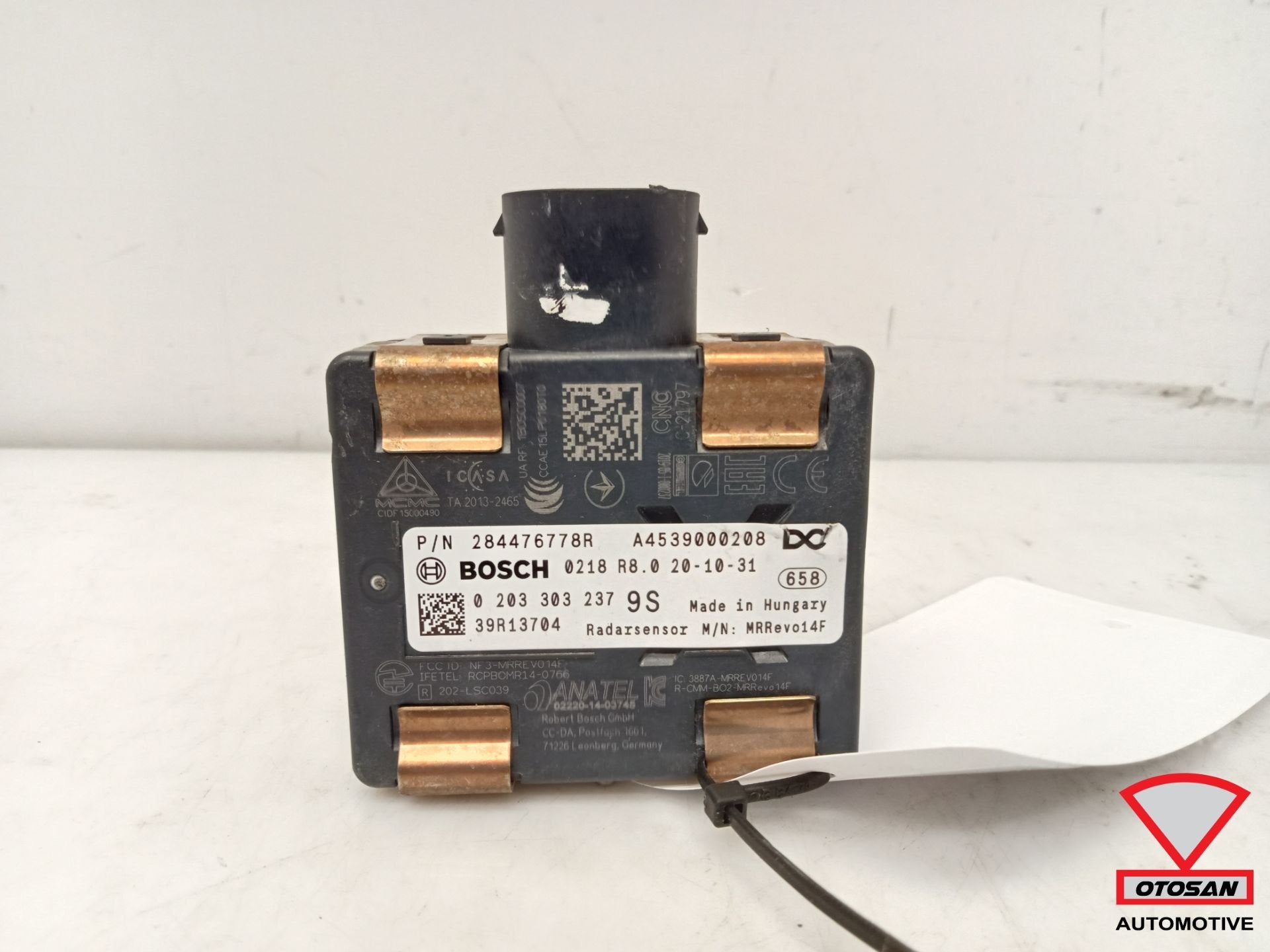Smart Fortwo 453 Renault Radar Sensor A4539000208 284476778R, Gebruikt, Mercedes-Benz AG, Mercedesstrasse 120
70372  Stuttgart, DE