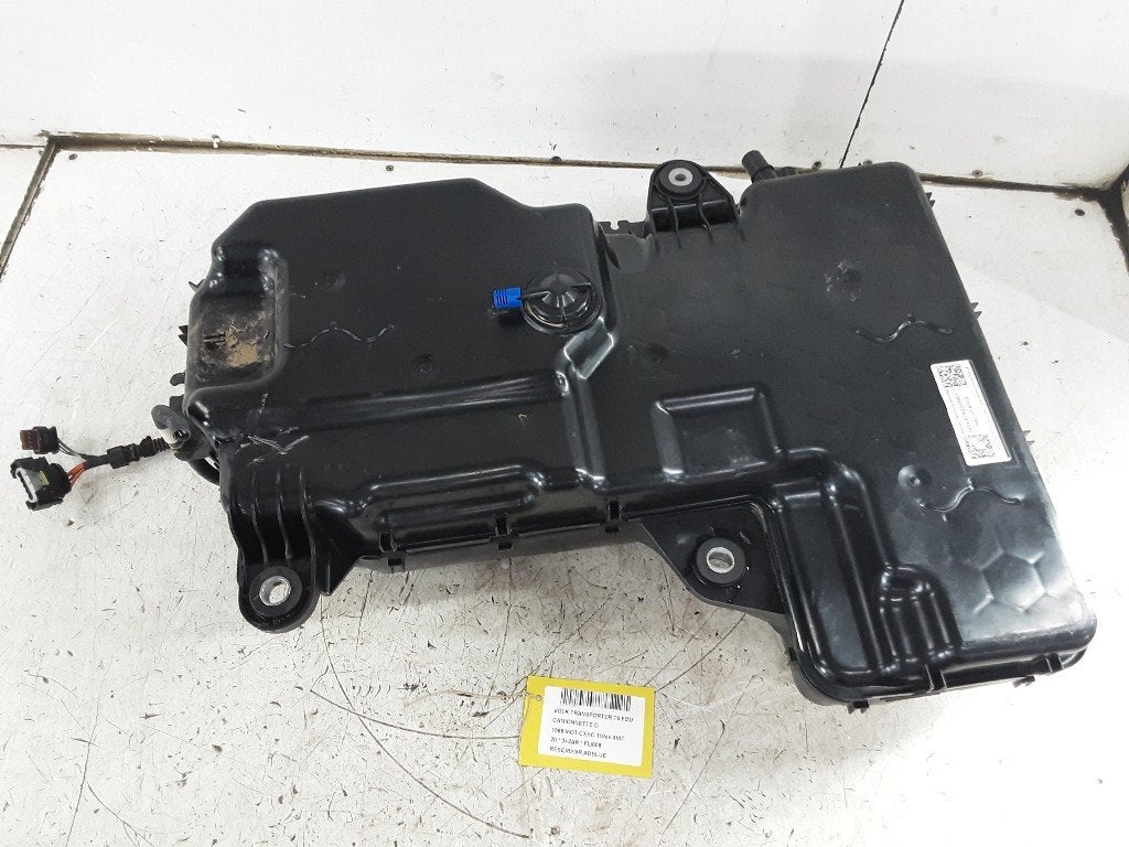 ADBLUE TANK Volkswagen Transporter T6 (7E0131877J), Auto-onderdelen, Gebruikt, Volkswagen, Volkswagen AG, Kundenbetreuung@volkswagen.de