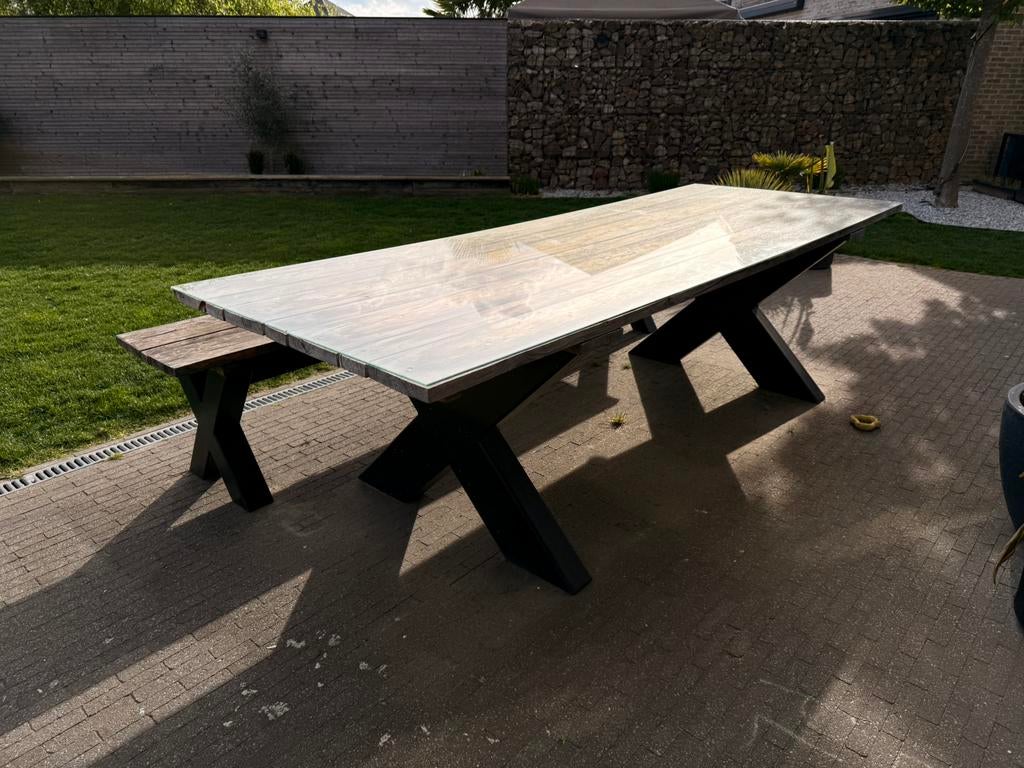 Tuintafel met bank, Ophalen, Gebruikt