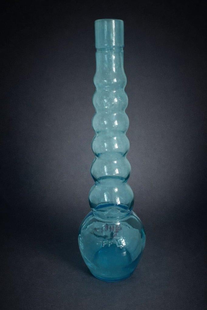 Carafe ou bouteille vintage en verre bleu turquoise, Enlèvement ou Envoi