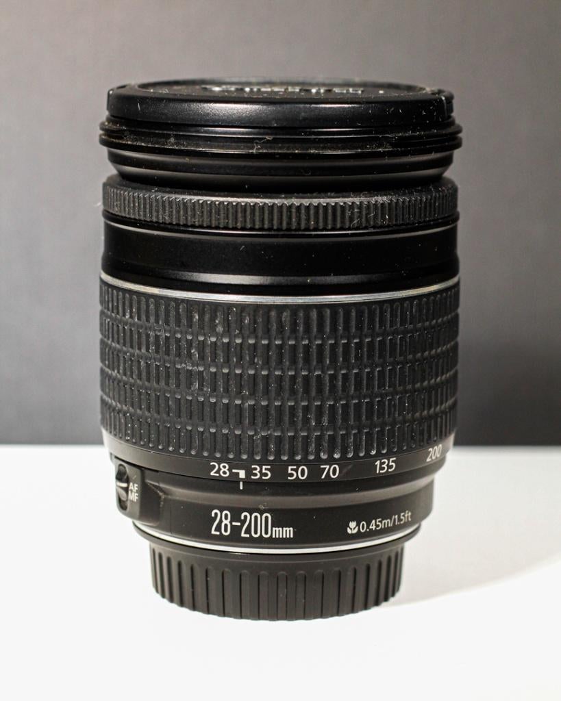 canon Ef 28-200 , full frame et apsc, Enlèvement, Comme neuf, Zoom