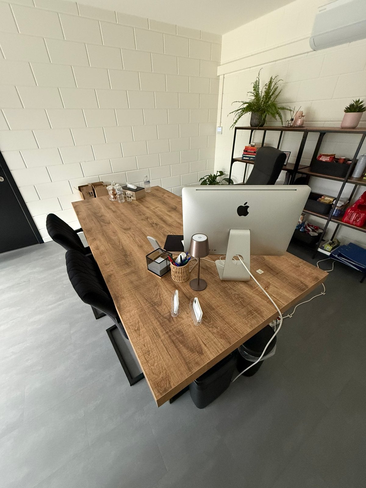 Mooie bureau als nieuw, Zakelijke goederen, Ophalen, Bureau