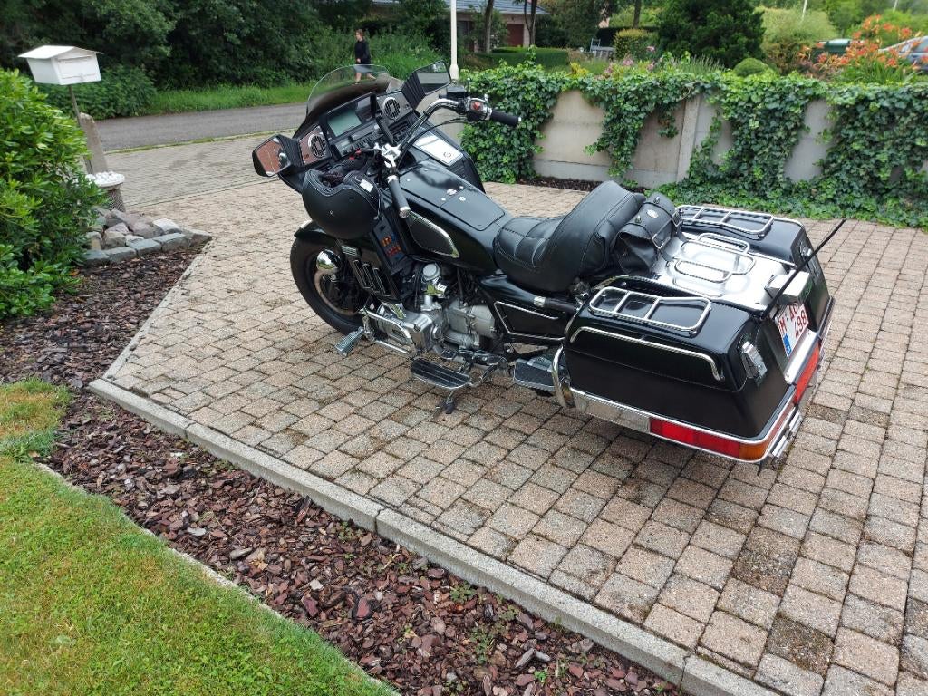 Goldwing gl1200, Motos, Tourisme, Particulier, 4 cylindres, Transmission par cardan