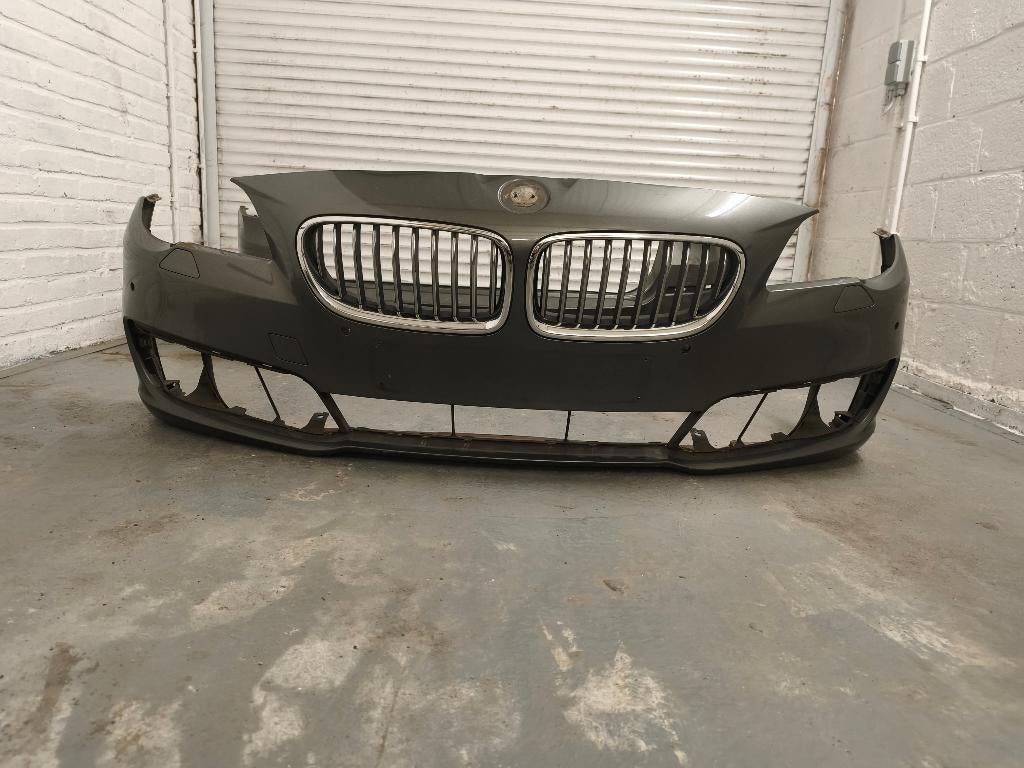 BMW 5-serie F11 (Touring) bumper, Auto-onderdelen, Ophalen, Gebruikt, Voor, Bumper