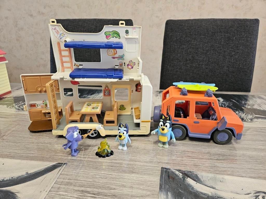 Bluey caravan, Ophalen