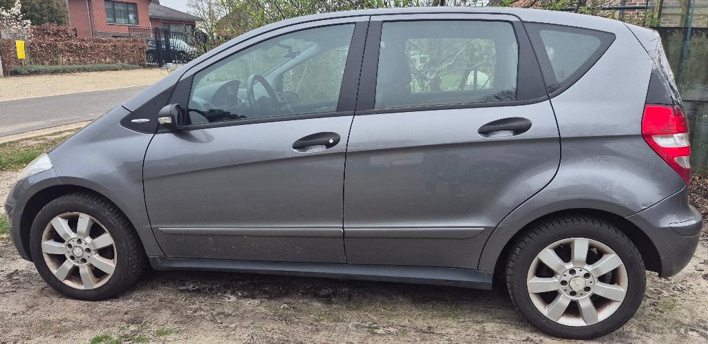 Mercedes Classe A à réparer, Autos, 129 g/km, Entretenue par le concessionnaire, 5 portes, Particulier