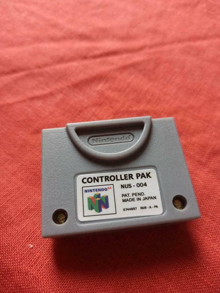 Controller Pak, Games en Spelcomputers, Ophalen of Verzenden, Zo goed als nieuw