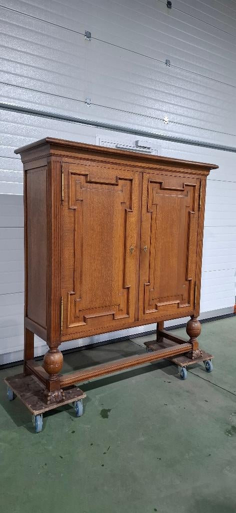 Hoog lager tafel te koop in Lebbeke, Huis en Inrichting, Bureaus, Ophalen, Zo goed als nieuw