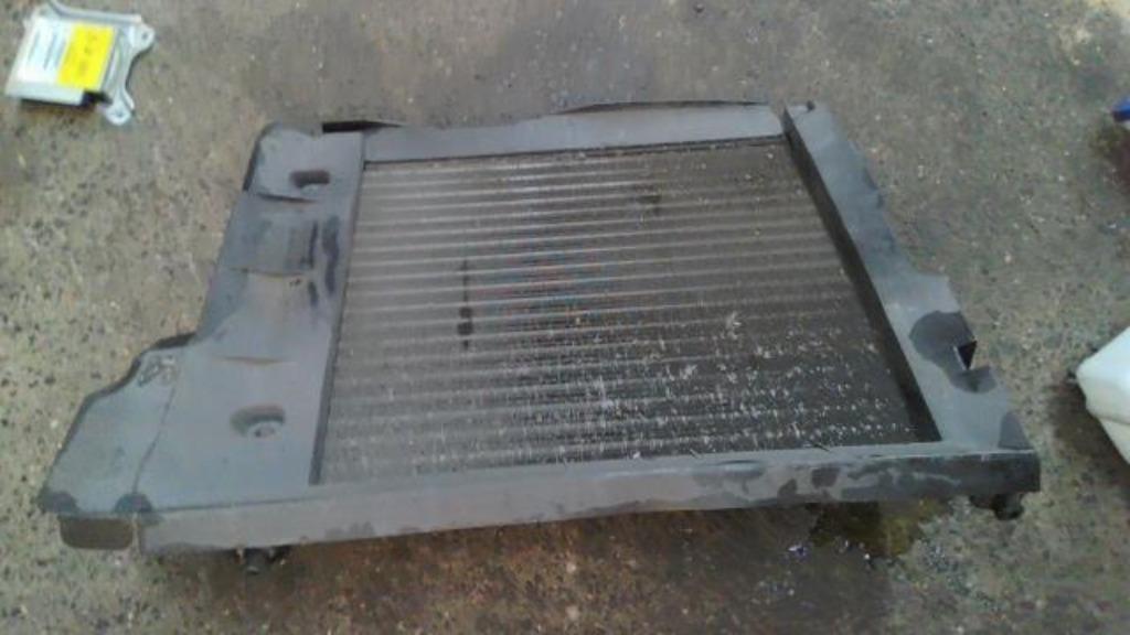Radiateur Renault Clio 2 1.2i 55kw 2004 LP/14544, Enlèvement, Utilisé, Renault