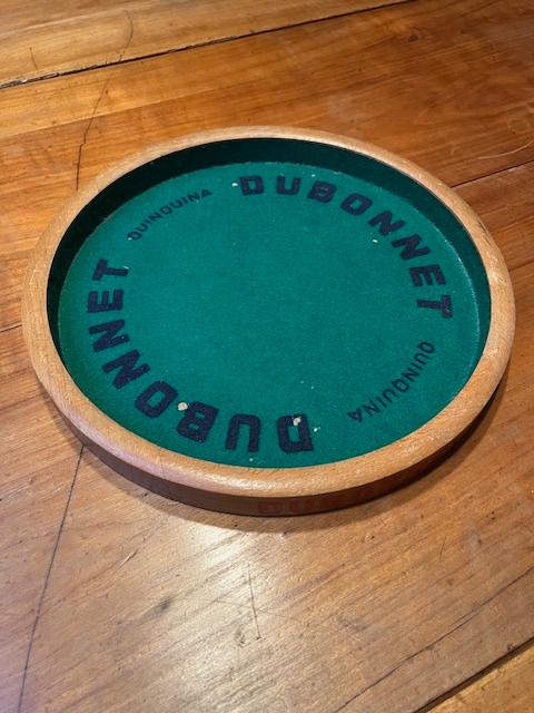 Dubonnet Dobbelsteenspel bak, Ophalen