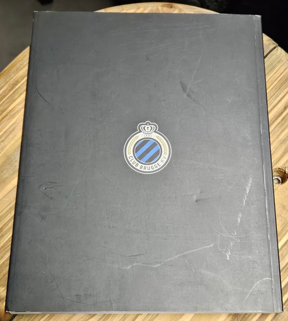 Club Brugge kampioen boek 2015-2016, Verzamelen, Ophalen of Verzenden, Zo goed als nieuw