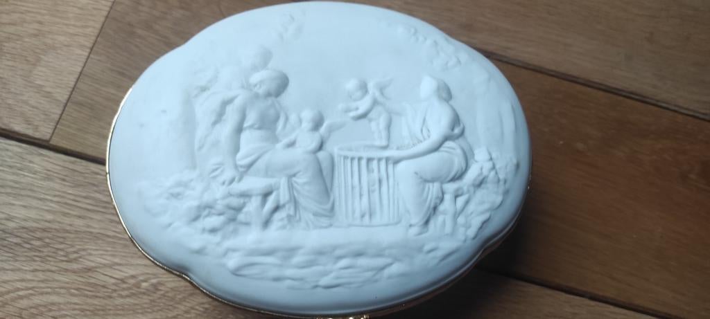 Grande boîte Limoges avec cadre et fermeture doré et, Enlèvement ou Envoi