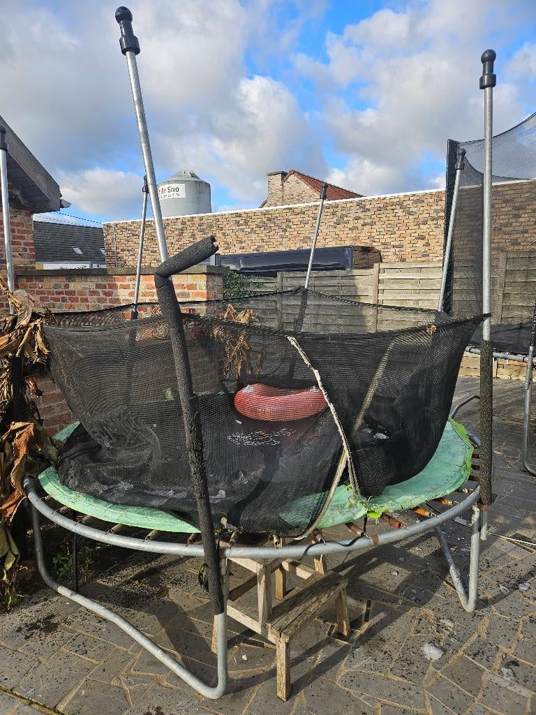 Trampoline, Ophalen, Gebruikt