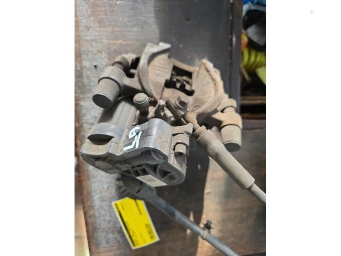 Remklauw (Tang) links-achter van een Volkswagen Golf, Gebruikt, -, Volkswagen, -