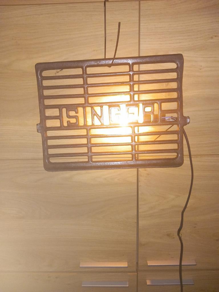 Lampe murale Singer, Enlèvement ou Envoi