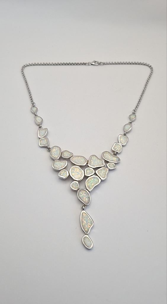 925 zilveren collier met 24 opalen, Verzenden