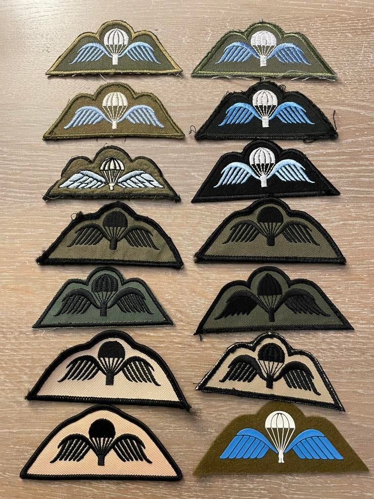 Lot PARA A wings verschillende periodes, Verzenden, Landmacht, Embleem of Badge