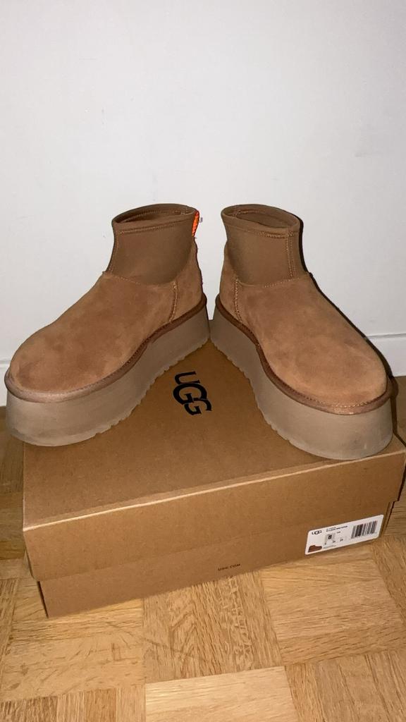 Ugg mini dipper, Kleding | Dames, Schoenen, Bruin, Verzenden, Snowboots, Nieuw