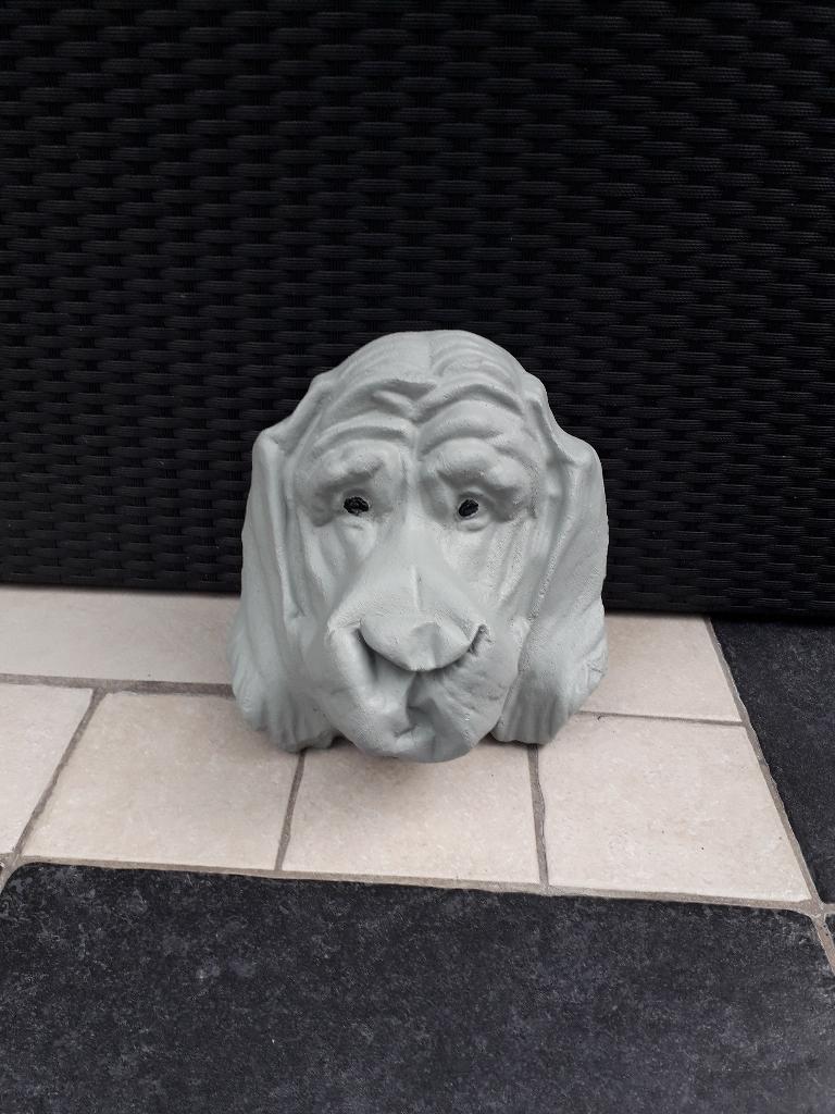 Mooie betonnen hondenkop, Ophalen, Zo goed als nieuw, Beton, Dierenbeeld