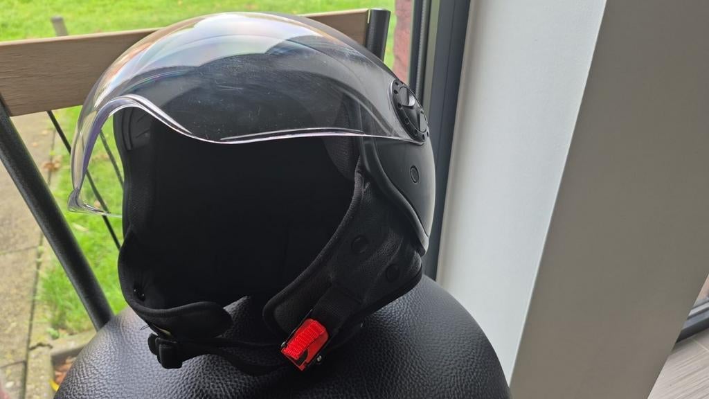 Scooter Helm vito loreto maat XL, Fietsen en Brommers, Ophalen, Zo goed als nieuw
