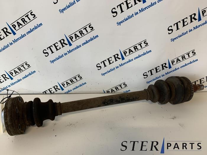 Arbre de transmission arrière gauche d'un Mercedes S-Klasse, Autos : Pièces & Accessoires, Enlèvement ou Envoi, 3 mois de garantie