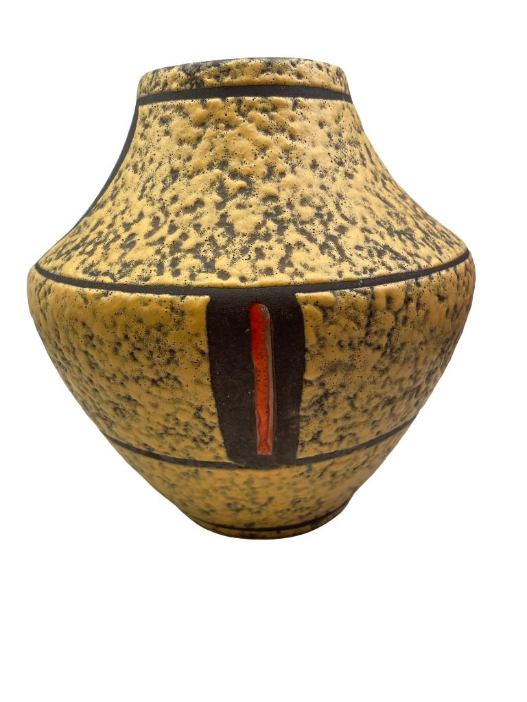 Vase West Germany Art Déco jaune brun 543/20 – 20,5 cm, Enlèvement ou Envoi